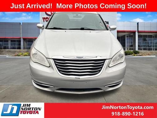 2012 Chrysler 200 LX