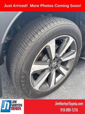 2023 Honda Pilot AWD Elite