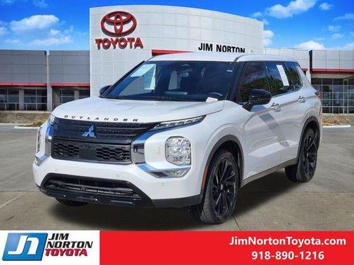 2023 Mitsubishi Outlander SE Black Edition S-AWC