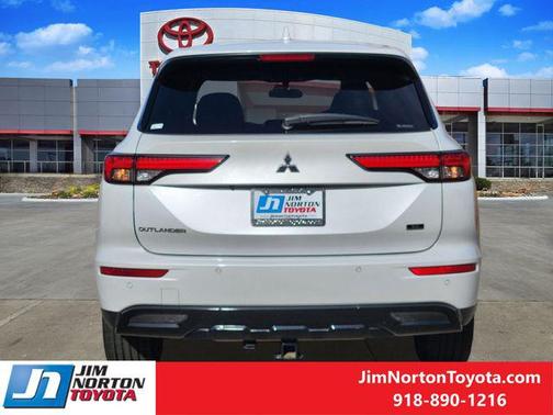 2023 Mitsubishi Outlander SE Black Edition S-AWC