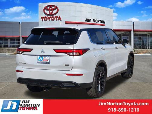 2023 Mitsubishi Outlander SE Black Edition S-AWC