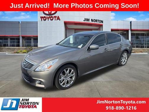 2011 INFINITI G37 Journey