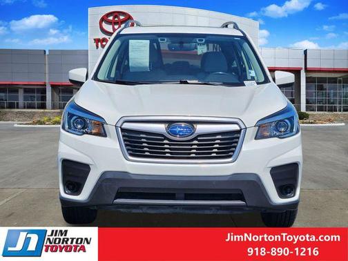 Crystal White Pearl 2020 Subaru Forester Premium