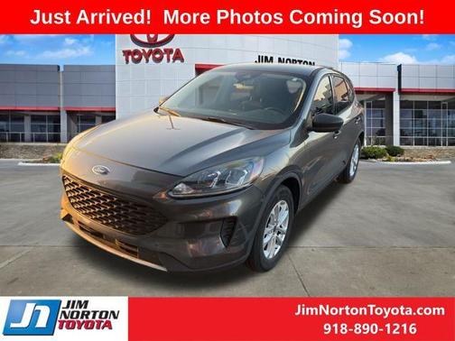 2020 Ford Escape S
