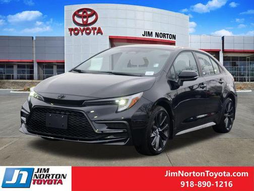 2025 Toyota Corolla SE