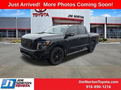Magnetic Black 2018 Nissan Titan SV