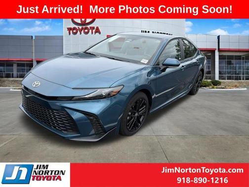 Ocean Gem 2025 Toyota Camry SE