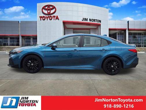 Ocean Gem 2025 Toyota Camry SE