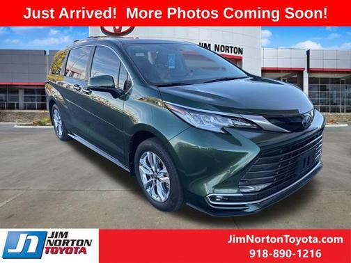 2024 Toyota Sienna Limited