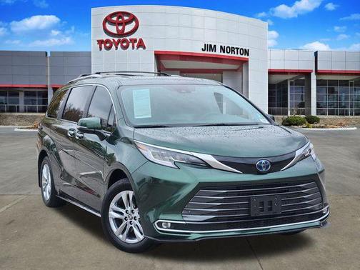 2024 Toyota Sienna Limited