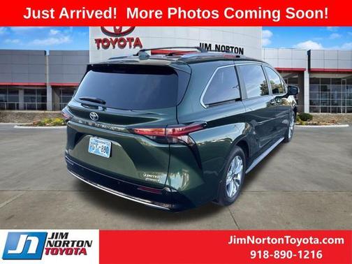 2024 Toyota Sienna Limited