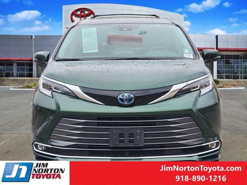2024 Toyota Sienna Limited