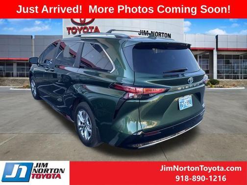 2024 Toyota Sienna Limited