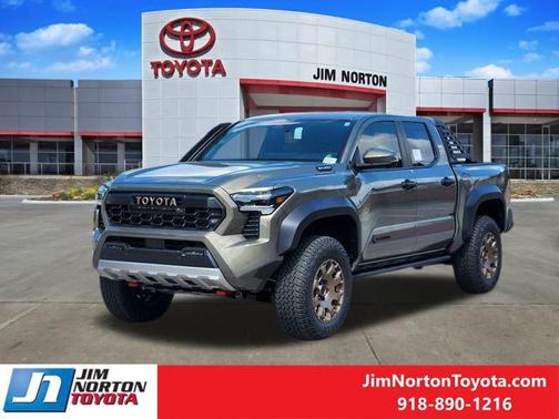 2025 Toyota Tacoma Hybrid Trailhunter