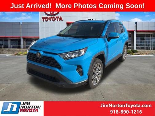 2019 Toyota RAV4 XLE Premium