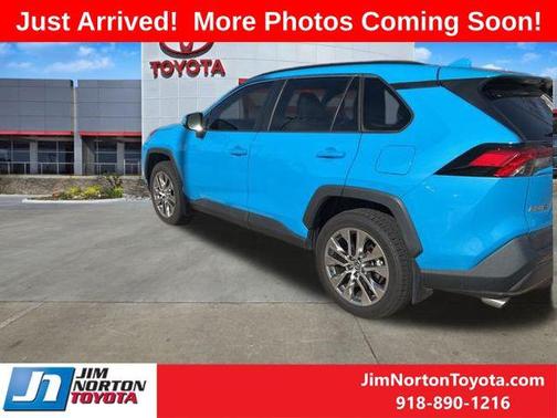 2019 Toyota RAV4 XLE Premium