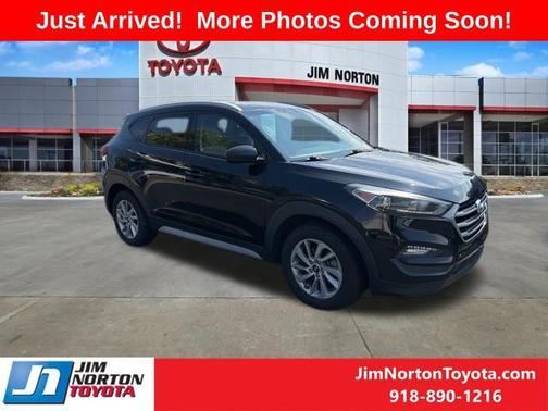 Black Noir Pearl 2018 Hyundai TUCSON SEL
