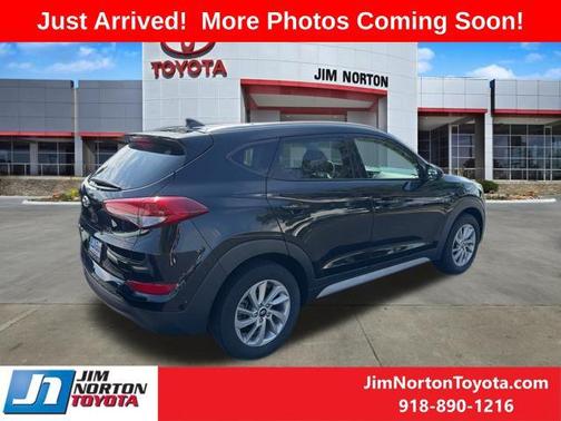 Black Noir Pearl 2018 Hyundai TUCSON SEL