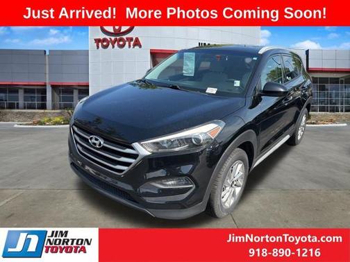 Black Noir Pearl 2018 Hyundai TUCSON SEL