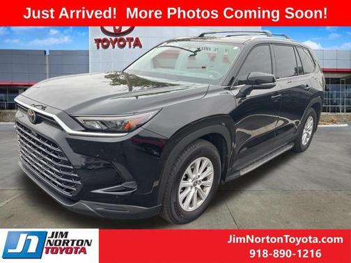 Midnight Black Metallic 2026 Toyota Grand Highlander XLE