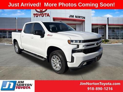 Summit White 2019 Chevrolet Silverado 1500 RST