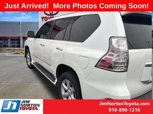 Starfire Pearl 2016 Lexus GX 460 Base