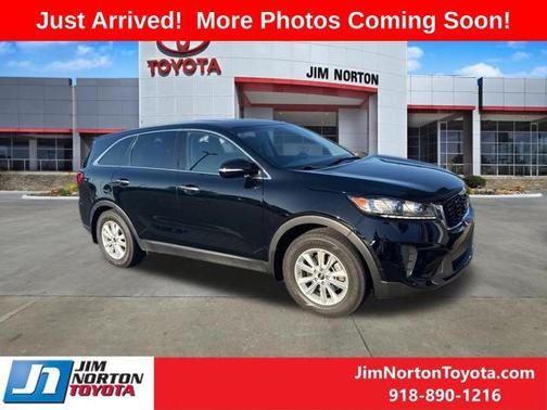 Ebony Black 2019 Kia Sorento LX