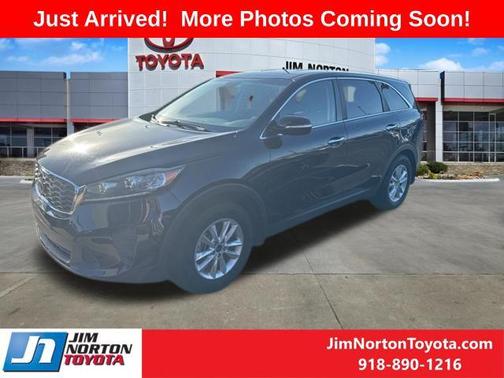 Ebony Black 2019 Kia Sorento LX