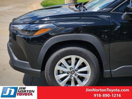 Jet Black 2026 Toyota Corolla Cross LE