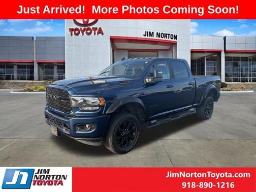 Patriot Blue Pearlcoat 2023 RAM 2500 Big Horn Crew Cab 4x4 6'4' Box