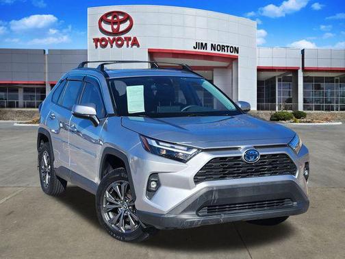2023 Toyota RAV4 Hybrid XLE Premium
