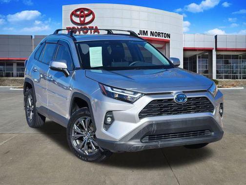 2023 Toyota RAV4 Hybrid XLE Premium