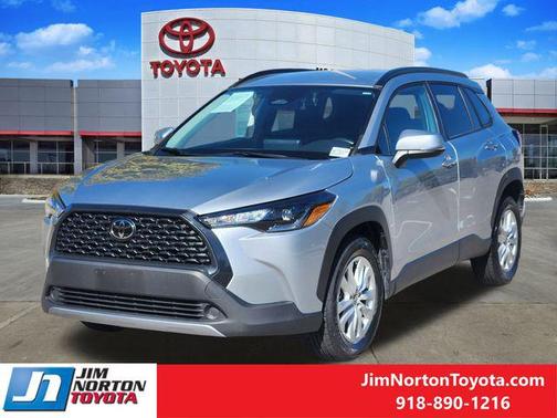 2024 Toyota Corolla Cross LE