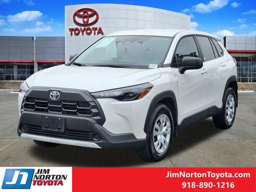 Wind Chill Pearl 2026 Toyota Corolla Cross L