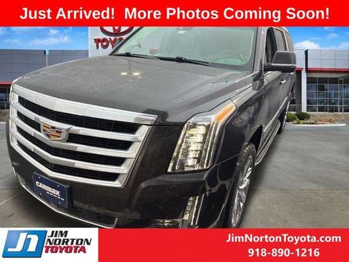 2018 Cadillac Escalade ESV Premium Luxury