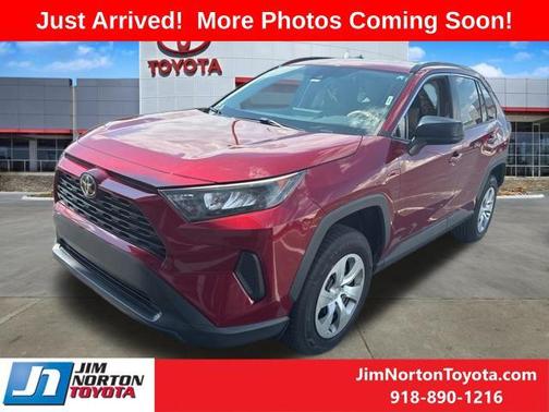 Pearl 2020 Toyota RAV4 LE