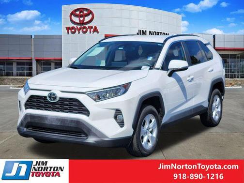 Super White 2020 Toyota RAV4 XLE