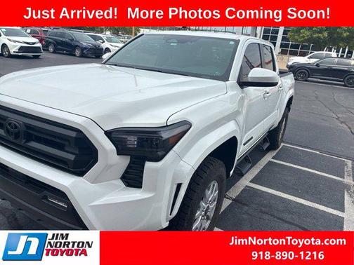 Ice Cap 2026 Toyota Tacoma SR5