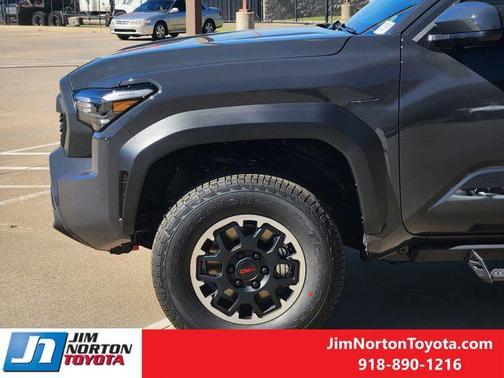 2025 Toyota Tacoma TRD Off Road