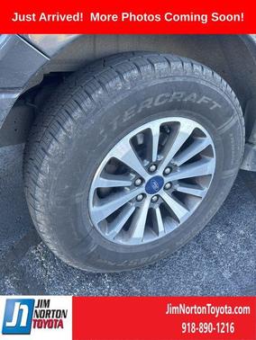 2017 Ford Expedition XLT