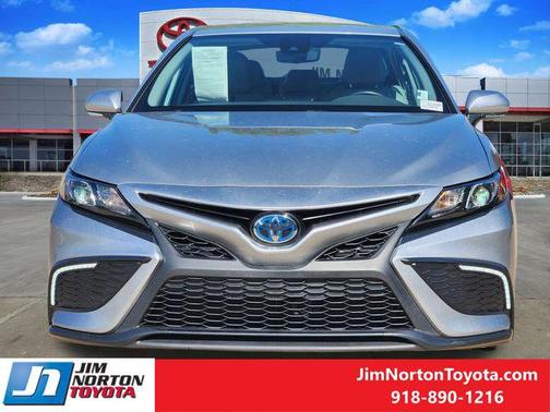 Celestial Silver Metallic 2024 Toyota Camry Hybrid SE