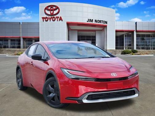 2026 Toyota Prius Plug-In Hybrid SE