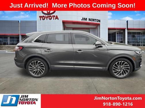 Magnetic Gray Metallic 2019 Lincoln Nautilus Reserve