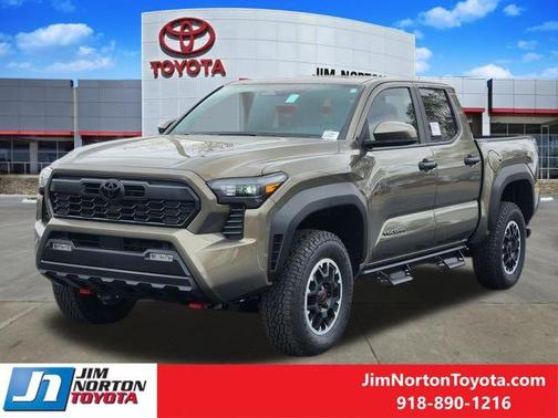 Bronze 2026 Toyota Tacoma TRD Off-Road