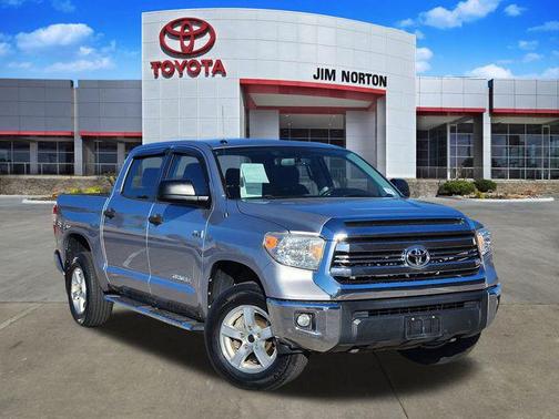 2017 Toyota Tundra SR5