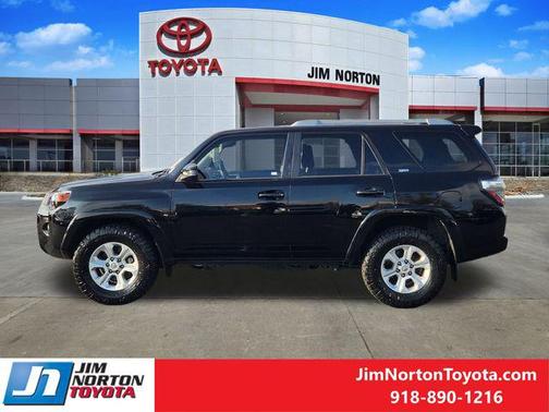 2016 Toyota 4Runner SR5