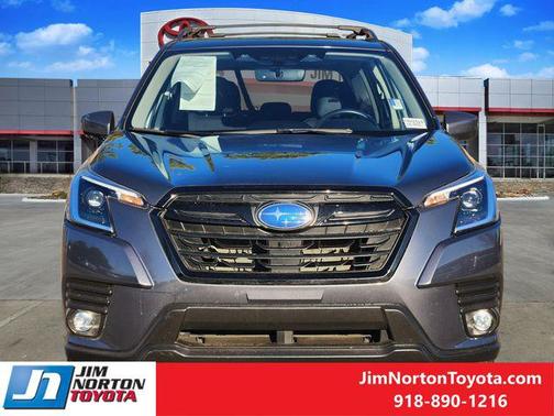 2024 Subaru Forester Premium