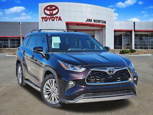 2022 Toyota Highlander Platinum