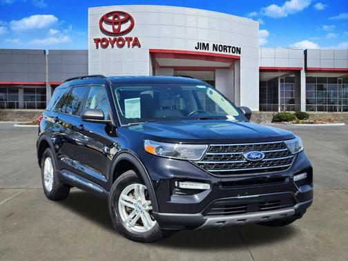 Agate Black Metallic 2023 Ford Explorer XLT