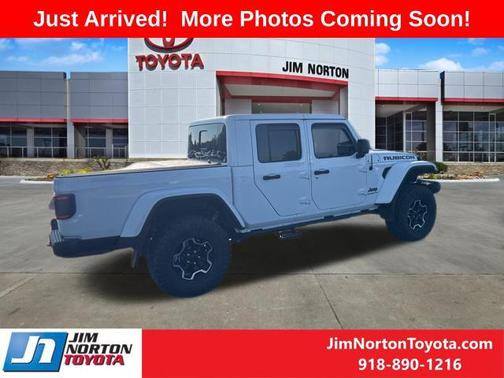 Bright White Clearcoat 2021 Jeep Gladiator Rubicon